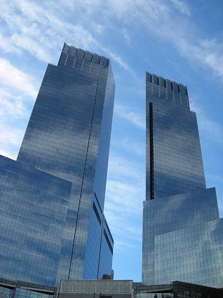 DSCN0680.JPG - Det er nu nogle imponerende bygninger de har i New York.